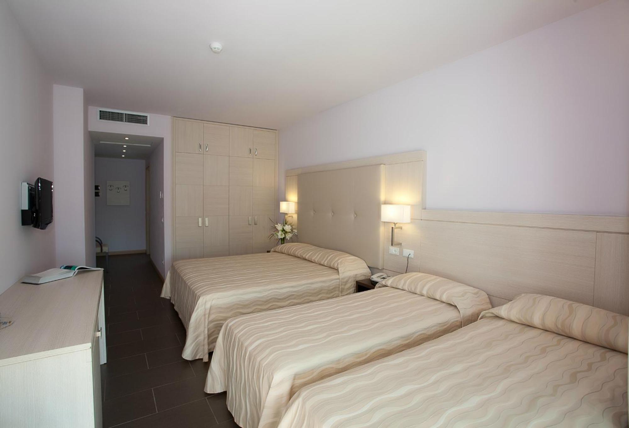 Hotel Porto Azzurro Sirmione Ngoại thất bức ảnh