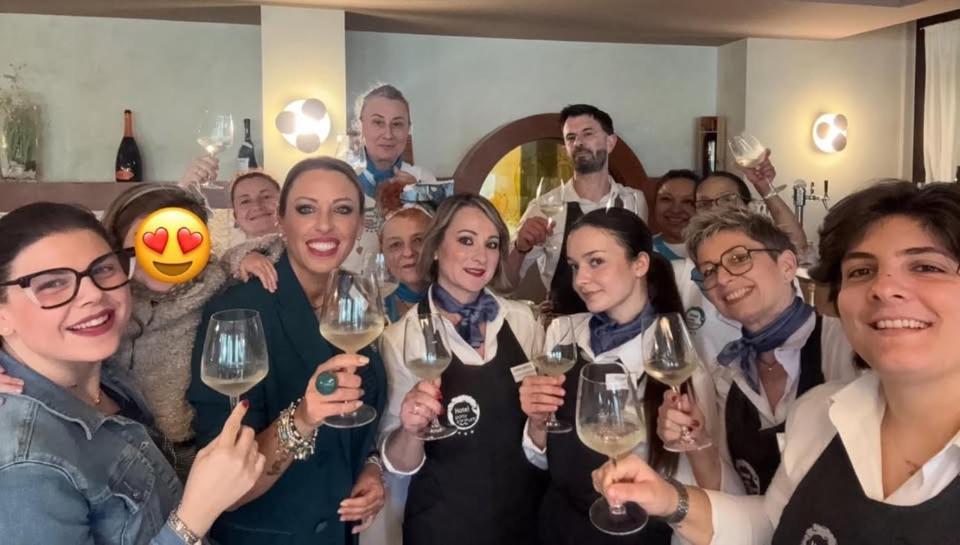 Hotel Porto Azzurro Sirmione Ngoại thất bức ảnh
